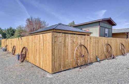 Bo360 Tiny House Unique Country Retreat with Hot Tub - Foto 17