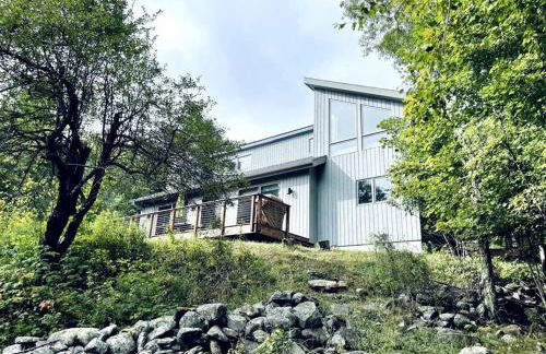 Mountain house w/ stunning views & gourmet kitchen - Foto 42