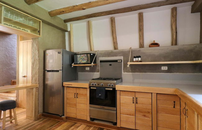 w Majestic 3BR House in Villa Sagrado - Foto 7