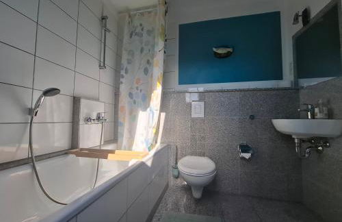 Apartment No 6 für Radtouristen und Geschäftsreisende mit eigenem Bad im DG - Photo 6