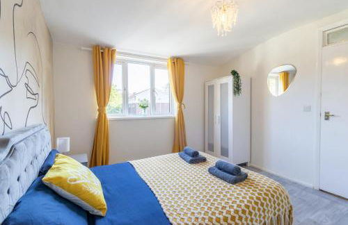 Open Mind Property - HotTUB, 4 Beds & 2 Free Parking - Foto 21