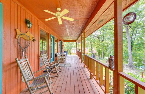 Flippin Home with Fire Pit Walk to White River! - Foto 20