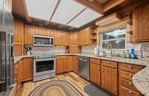 5 Acres! Modern Cabin w/ Pikes Peak View - Foto 16