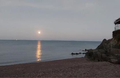 Seaside Apartment in Tsonia - Photo 12