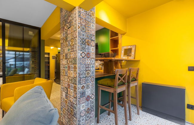 Flat w Jacuzzi and Backyard 6 min to Kadikoy Coast - Foto 8