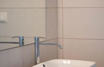 Villa & Stone House with Pool, 10 Mins to Skala Eressos Beach - Foto 52