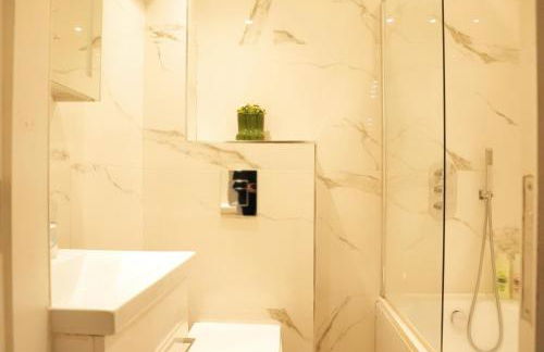 BEAUTIFUL 2 BEDROOMS FLAT close to KING CROSS - Foto 16