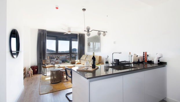 Happy Travel Urban Sky 19C - Foto 2, Habitación