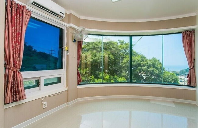 Byeonsan Dongguerami Pension - Photo 3