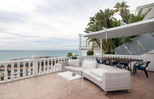 Exclusive Villa with Private Pool in Sitges - Photo 16