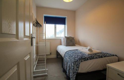 Modern 3-Bedroom Home in Quiet Cul-de-Sac w Parking by Rework Accommodation - Foto 5