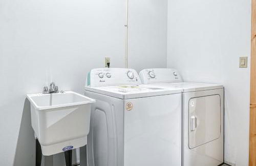 Curb-Free Chalet - Foto 14