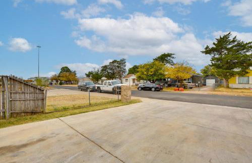 2 Mi to Depot District Dog-Friendly 1BR Getaway! - Foto 24