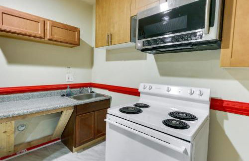 Clarksburg Getaway Near DC and Baltimore Sights! - Photo 7