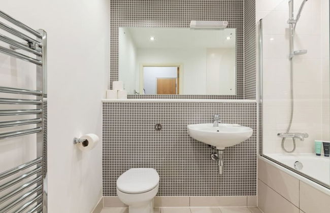 Beautiful 1 Bedroom Apartment in Shepherd's Bush - Foto 20