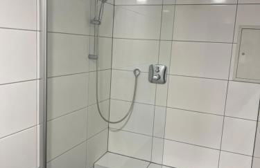 Moderne Souterrain Ferienwohnung - Photo 20