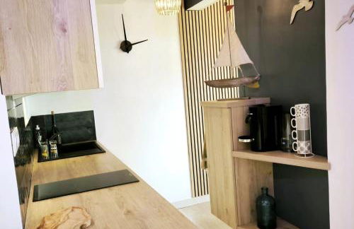 Les Salins de Hyères Vue Mer Exceptionnelle Superbe T2 de 55m2 - Foto 8