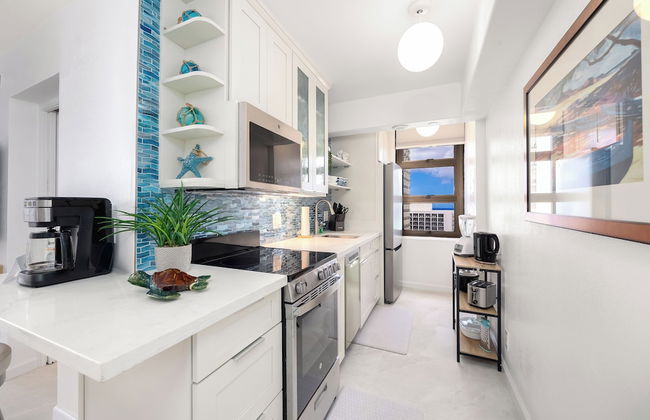 Diamond Head and Ocean views with King Bed and Parking - Foto 68