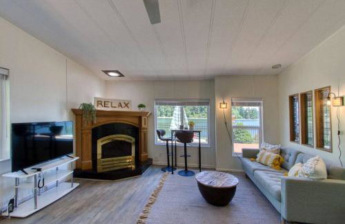 Serene & Luxury Retreat, Waterfront, Hot tub, Clamming - Foto 7