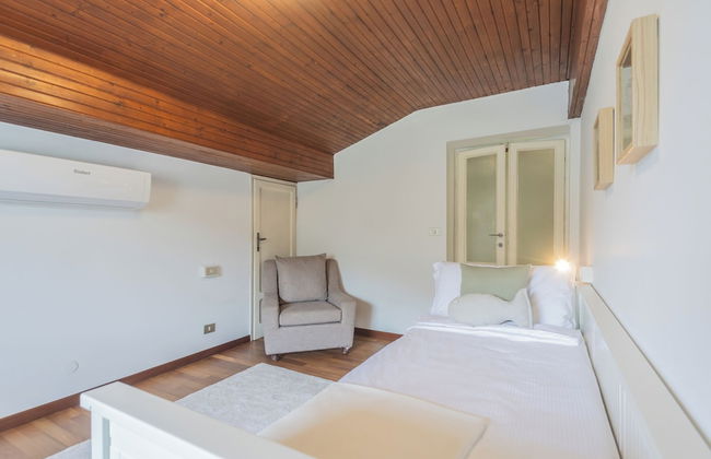 Villa Chiara Moltrasio With Private Garden by Rent all Como - Foto 9