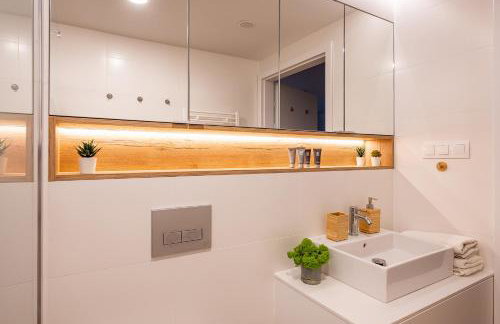 PINE PREMIUM apartament 515 z widokiem na morze ze SPA i basenem przy plaży Pobierowo - Foto 22