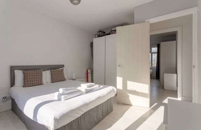 Modern 2 Bedroom Apartment in Morden - Foto 11