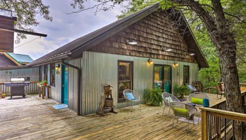 Pet-Friendly Outdoor Paradise with Grill, Decks - Foto 5