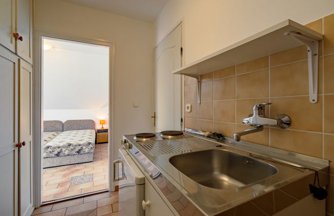 4 bedroom House in Balatonszárszó with private pool and garden - Photo 18