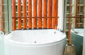 PINEA Apartments tuż przy plaży - baseny, sauny, jacuzzi - Photo 10