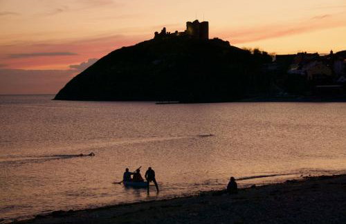 Glan y Mor, Sleeps 20, 8 Bedrooms, 8 Bathrooms, Seafront, Criccieth - Foto 57