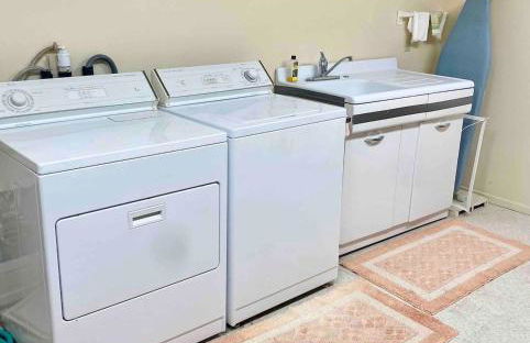 Roomy Midtown Home-Large and Central to Everything - Foto 29