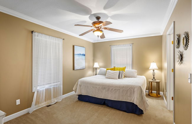 Bradley Bungalow Sleeps 11 Sevierville - Foto 1