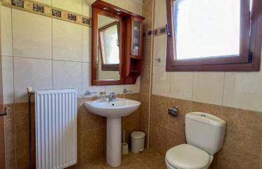 Lake House Ioannina - Photo 34