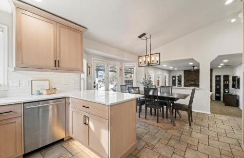 5BR Meridian Retreat Fire Pit BBQ Sleeps 12 - Foto 14