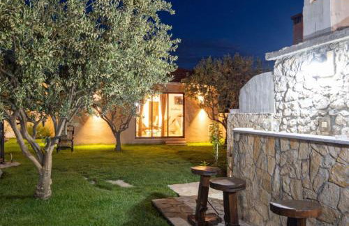 Villa Popovi a Dvori - Six Bedroom Villa with Pool - Foto 3