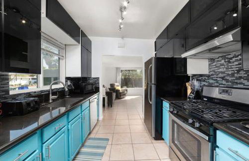 3BR 2BA Home in Palm Springs with Private Pool - Foto 13