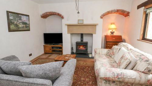 1 Fountain Cottages - Photo 3