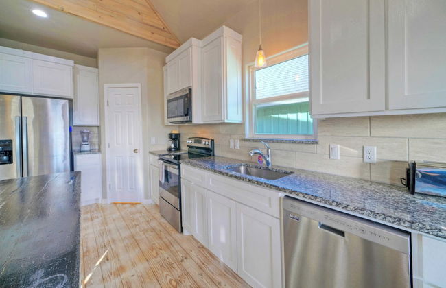 2 Homes, Sleeps 16, Shared Pool+boat Dock Laguna Village Serenity by Avantstay - Foto 14