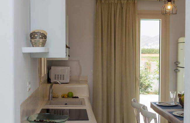 Naxian Lounge Villas - Photo 25