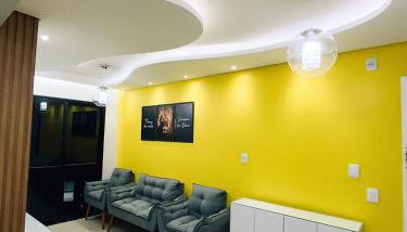 Apto Luxuoso em Pelotas Super Novo - Foto 2