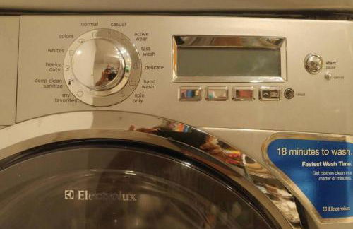 Contemporary 3 Bedroom Apt with Sauna in Woods - Foto 17