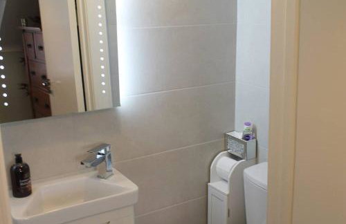 4 Bed Boutique House Lisburn Road - Foto 54