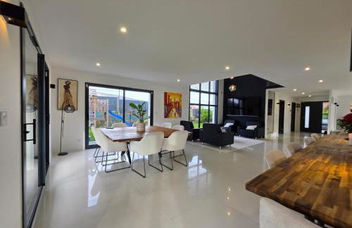 Villa RÉEL - 13 Personnes - Proche Genève - Annecy & Stations de ski - Foto 11