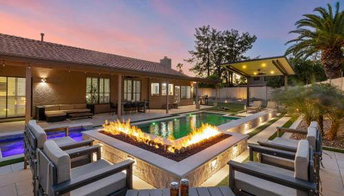 Backyard Bliss - Firepit Putt Play Pool & Spa - Foto 4