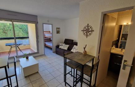 Studio cabine climatisé et loggia au calme avec linge et parking inclus - Foto 7