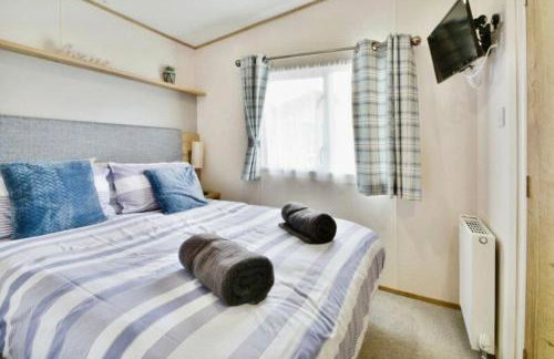 Exquisite Lake lodge in Hoburne Holiday Resort - Valentino Rose Lodge - Foto 35