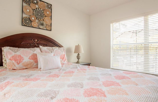 4 Bed and 3 Bath in Perfect Location With Pool by Florida Dream Home - Foto 6