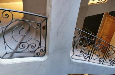 Villa Emilia - Suites de prestige au coeur de Nancy - Foto 34