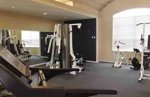 The Botanical Retreat, King Comfort & Poolside Peace - Photo 17