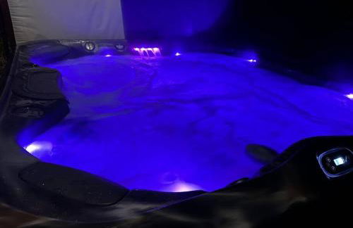 The Escape Pod Cheat Lake, Morgantown, Hot Tub, 2Bed, 2Bath - Foto 34